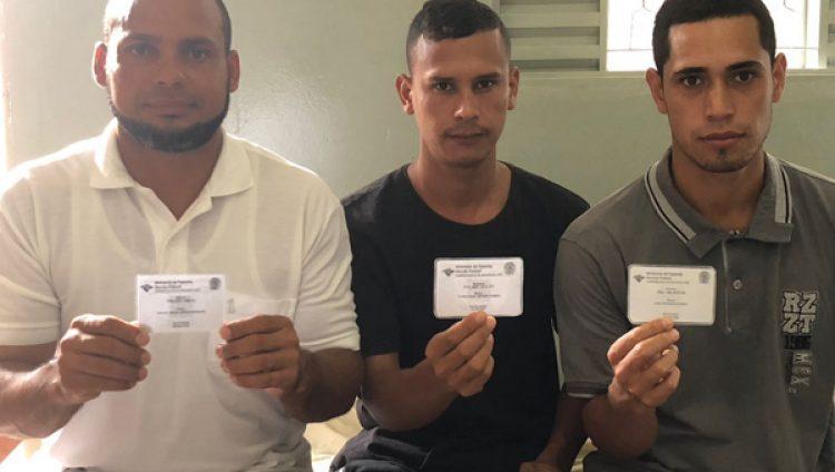 venezuelanos-empregados